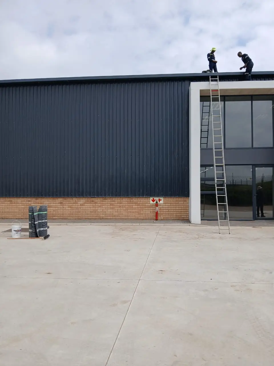 Liquid waterproofing applied on industrial rooftop in Durban